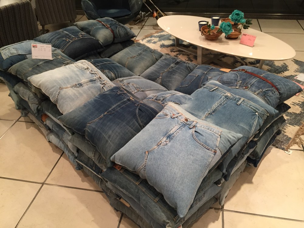 Furniture store in North Tehran